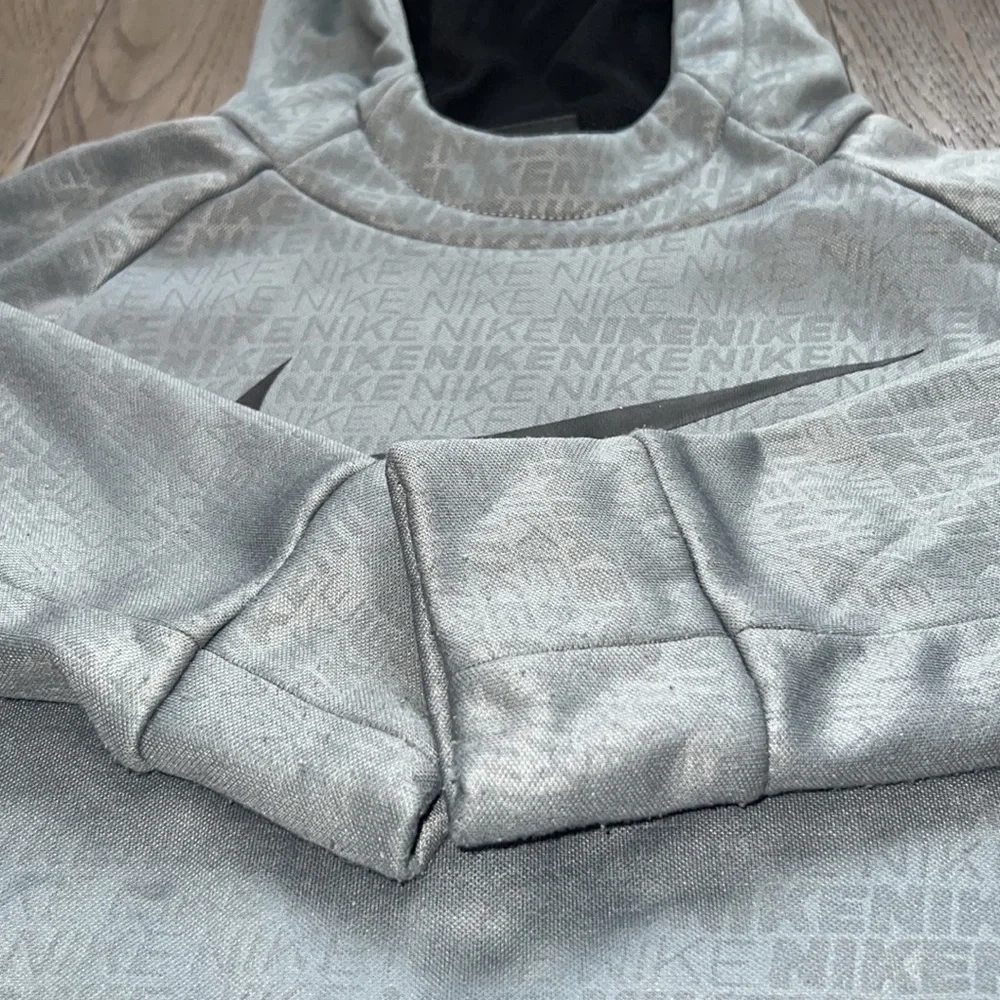Toddler Nike dri-fit hooded fleece lined sweater